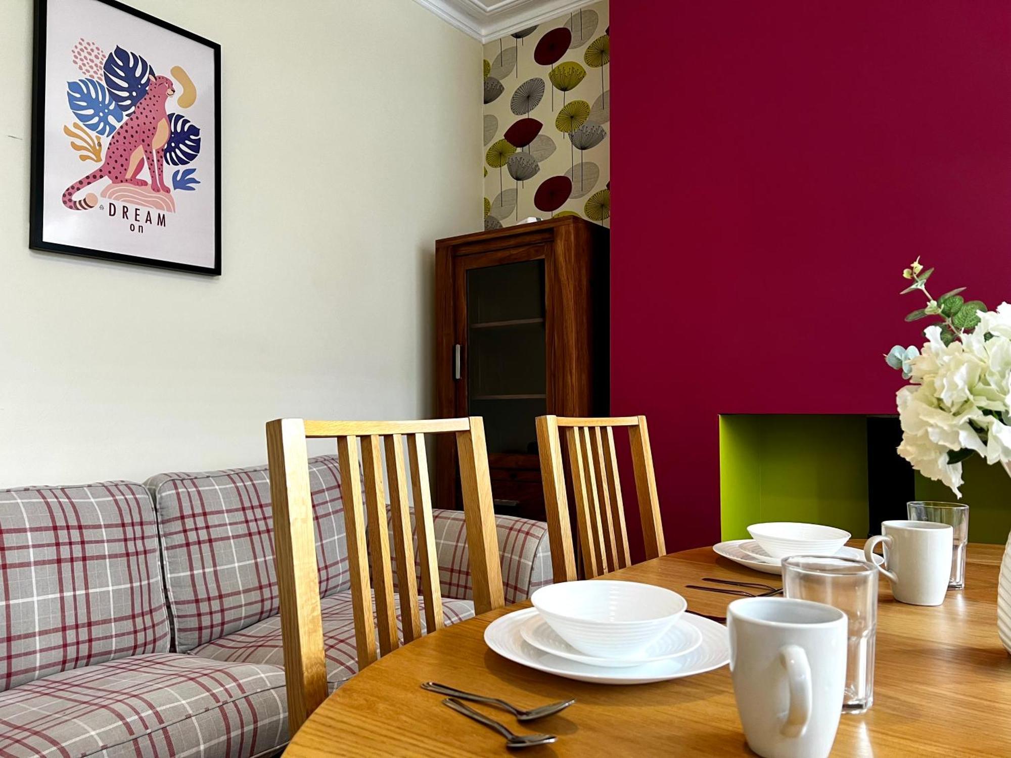 Apartment Last-minute Escape L Exclusive L Sleeps Up To 6 L Free Parking L 73 Selsey Road L Jvt Short Lets L