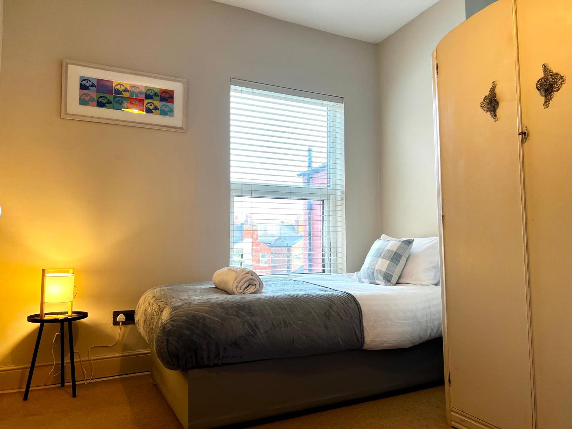 Apartment Last-minute Escape L Exclusive L Sleeps Up To 6 L Free Parking L 73 Selsey Road L Jvt Short Lets L *